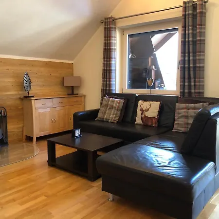 Central Penthouse - Sommerfelder Apartment